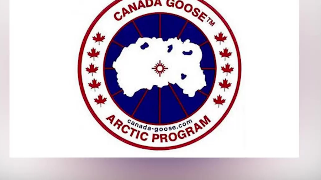 【加拿大鹅曾因虚假宣传被罚45万元 :构成虚假广告行为】据报道,针对顾客反映“加拿大鹅”羽