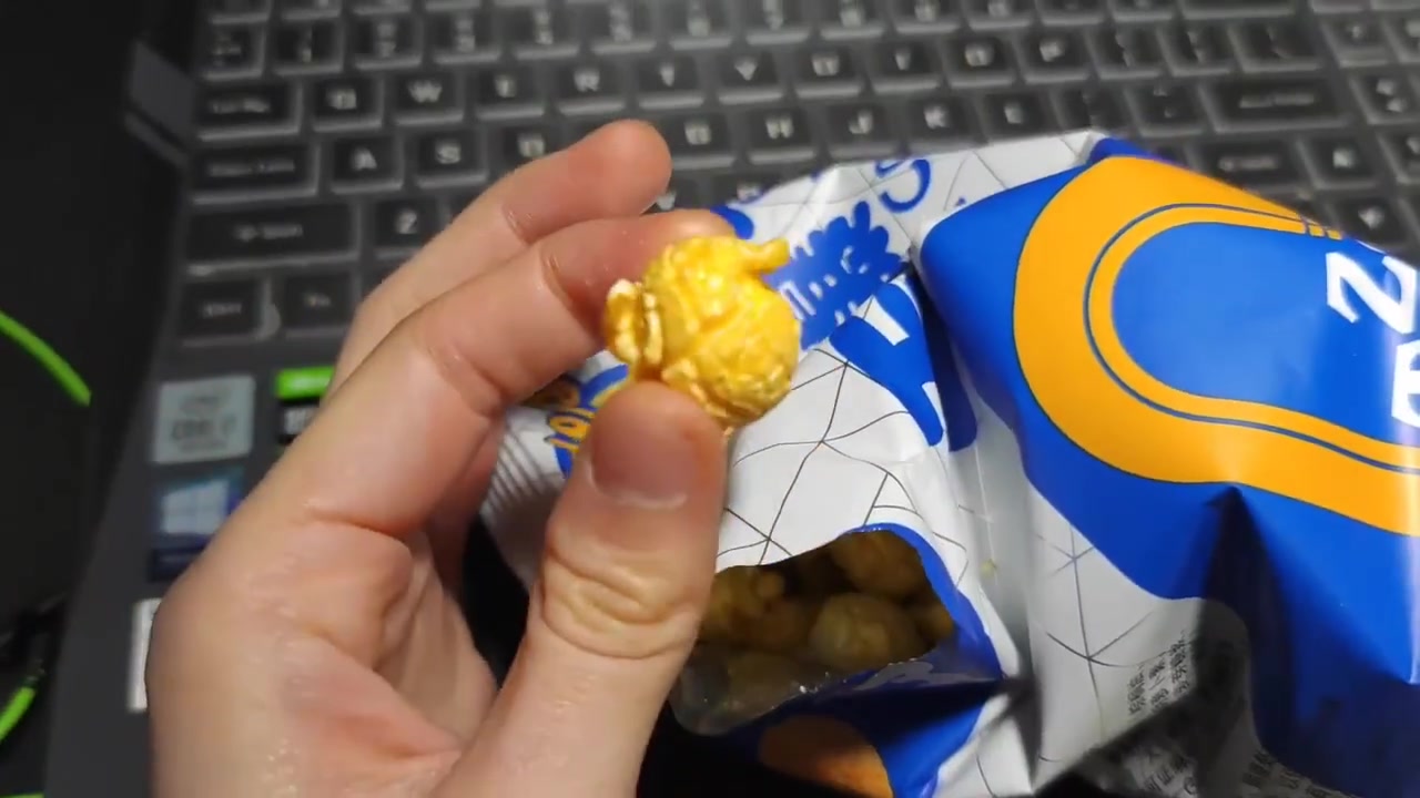 vlog|抗疫志愿者 |30款宿舍零食 东北盒饭 封校的日子里 去当了一次抗疫志愿者 好累