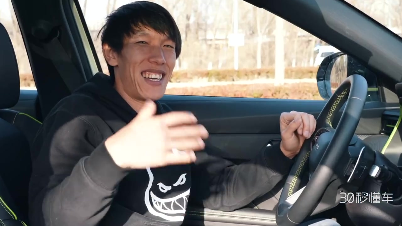 #哈弗赤兔# ,月销量轻松5000+,粉丝群中最热议的车型,是目前10万元左右自主品牌家用