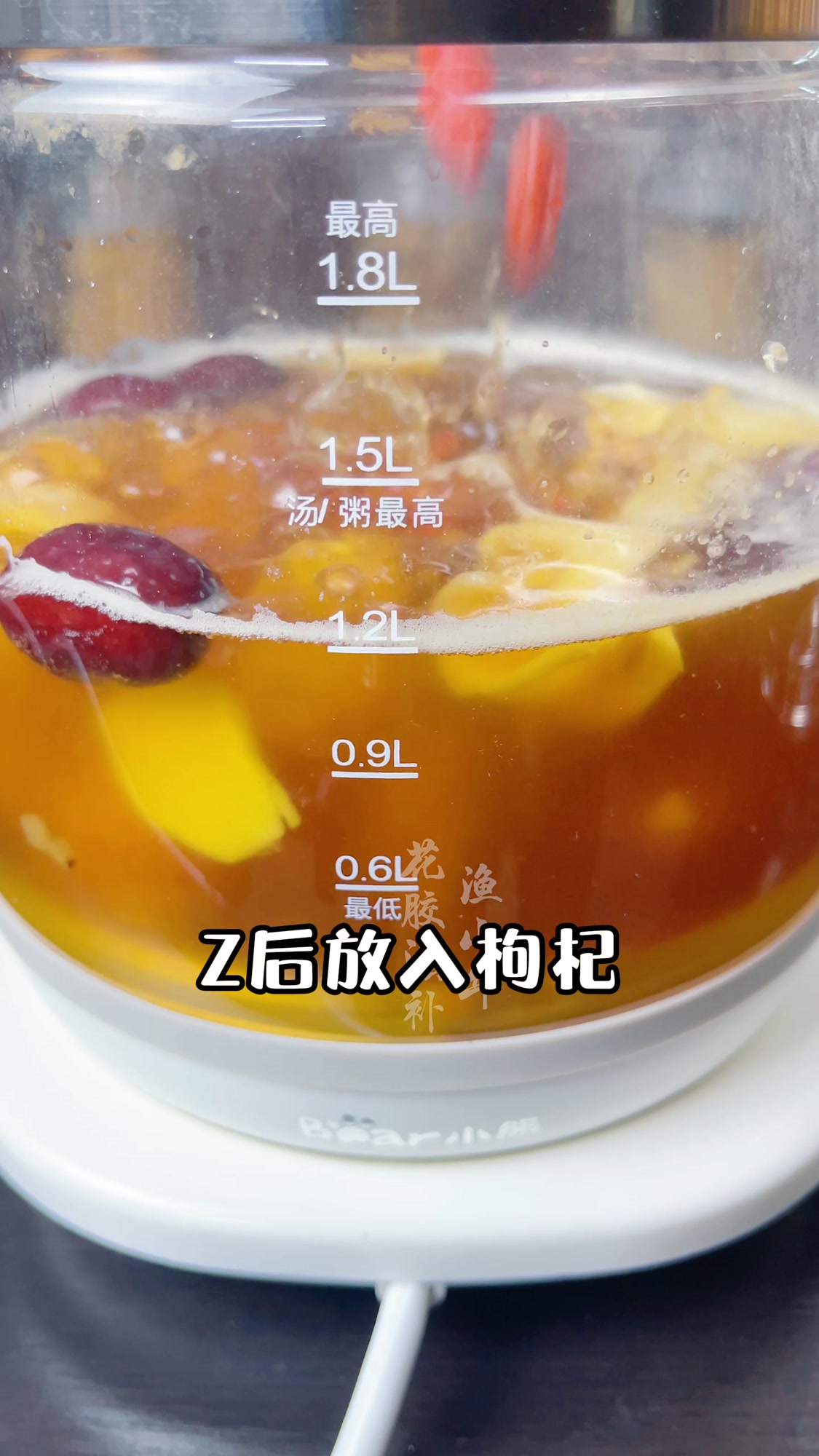 鱼胶汤 补气血、爱美的小姐姐一定不能错过