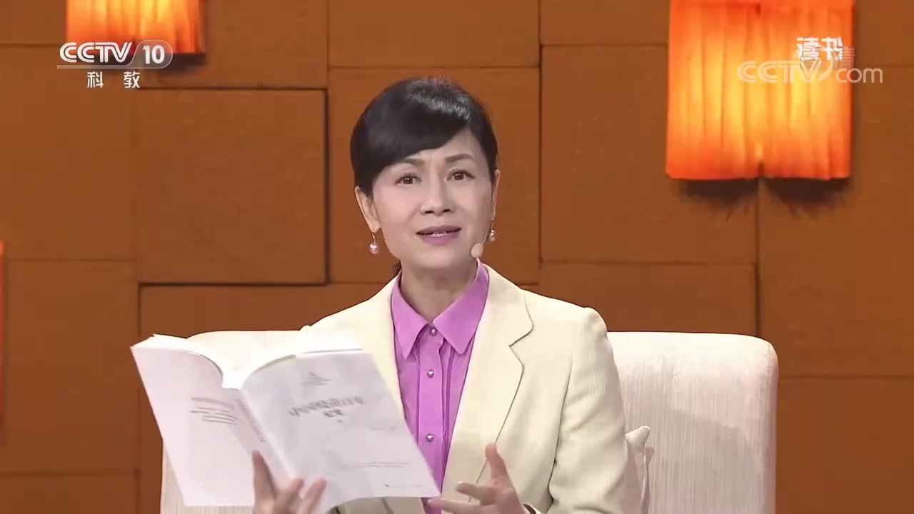 【接种疫苗可有效预防出血热】老鼠身上的虱子螨虫会传播出血热 流行性出血热是一种自然疫源引起