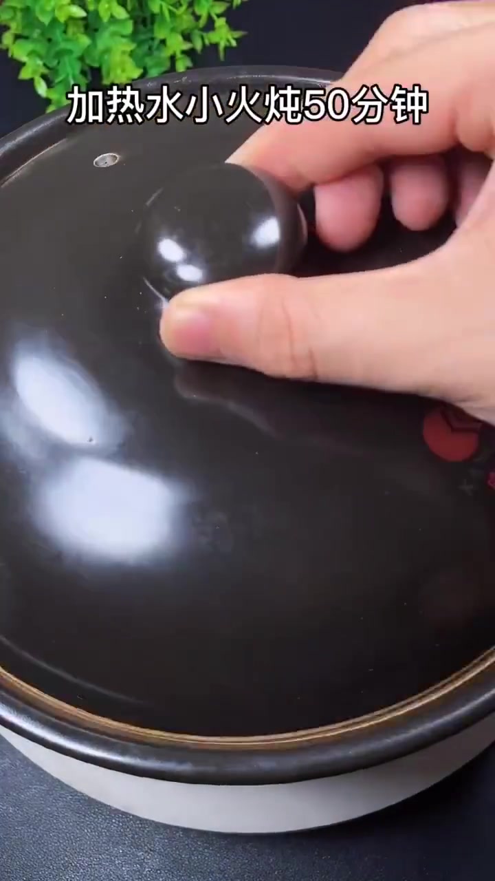 【玉米排骨汤做法】这样做出来的排骨汤清甜可口,搭配营养丰富,做法一看就会!