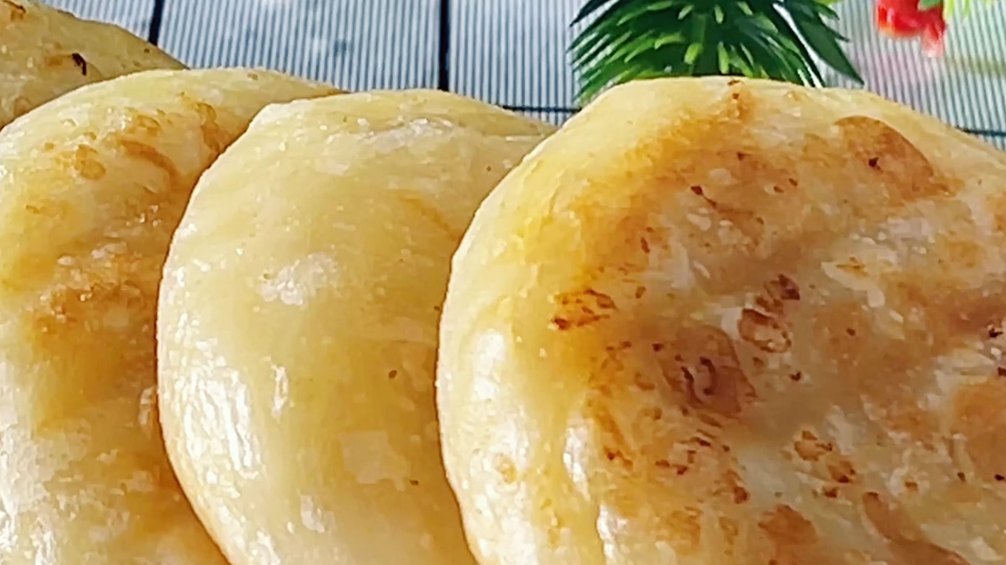 #美食教程#肉饼# 在家烙馅饼,和面用凉水还是热水,教你这样做,营养好吃又解馋