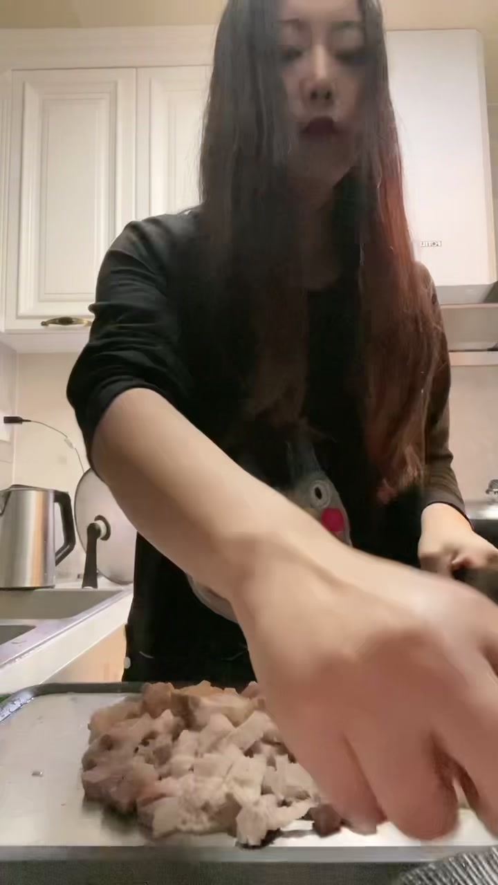 东北特色菜酸菜五花肉炖粉条