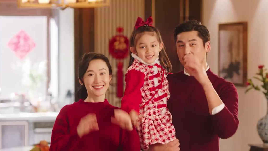 新“官”上任啦!没想到吧,今年肯德基宅急送的宅吉星就是我!现在点桶,桶桶有惊喜!快来肯德基