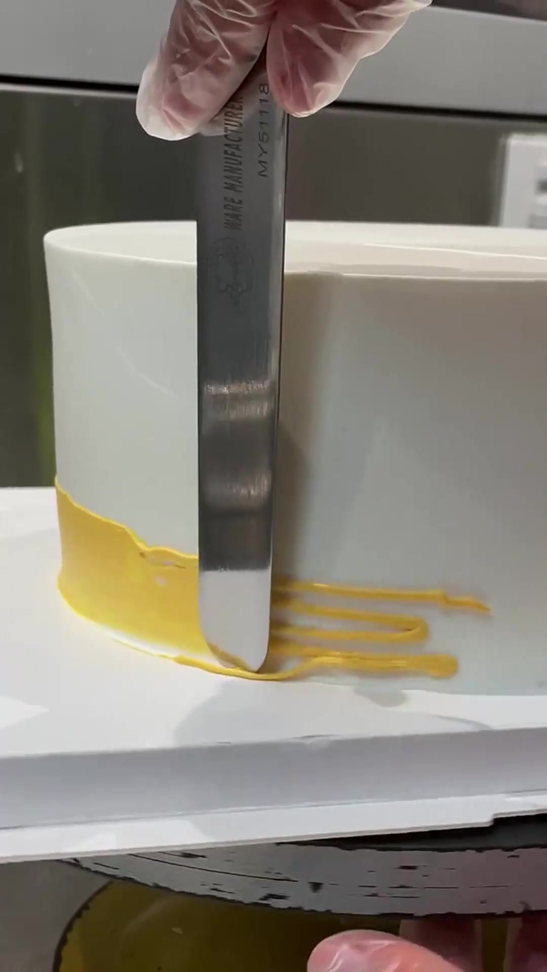 家里有龙凤胎的,不妨试一试这款蛋糕,能一次性满足两个孩子!