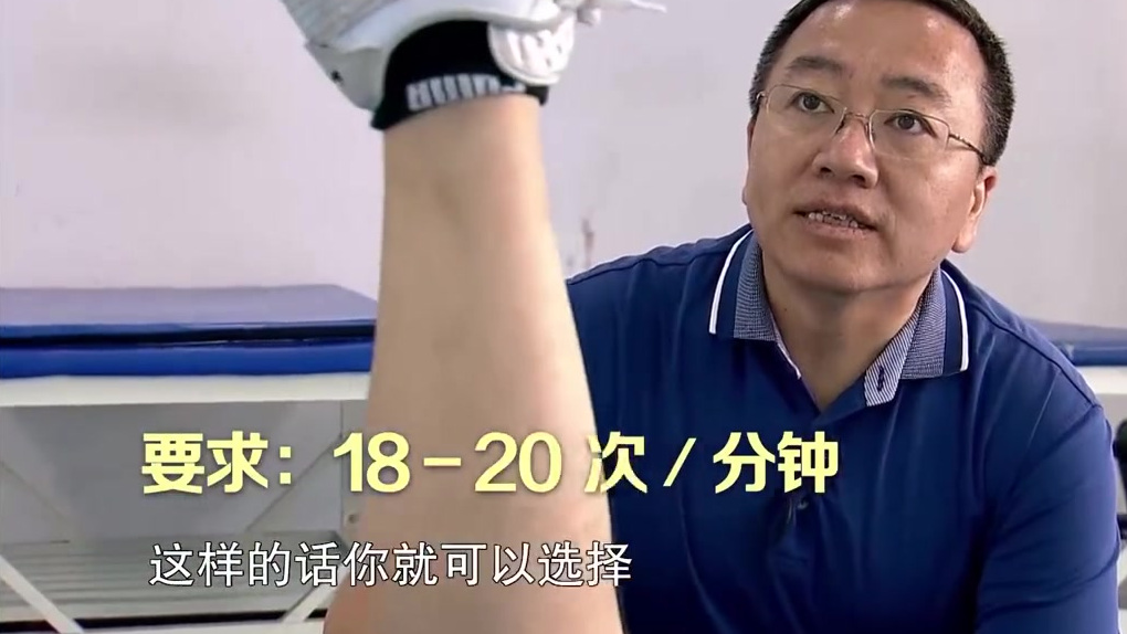 【动起来三个动作减掉肚子上肥肉】对于不少朋友来说,肚子是最容易长肉的地方。如何跟肚子上的肉