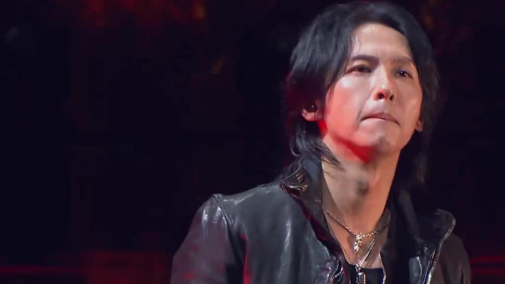 盛典之夜,跟黑豹乐队官方微博一起唱出《战》#2021鱼乐盛典#