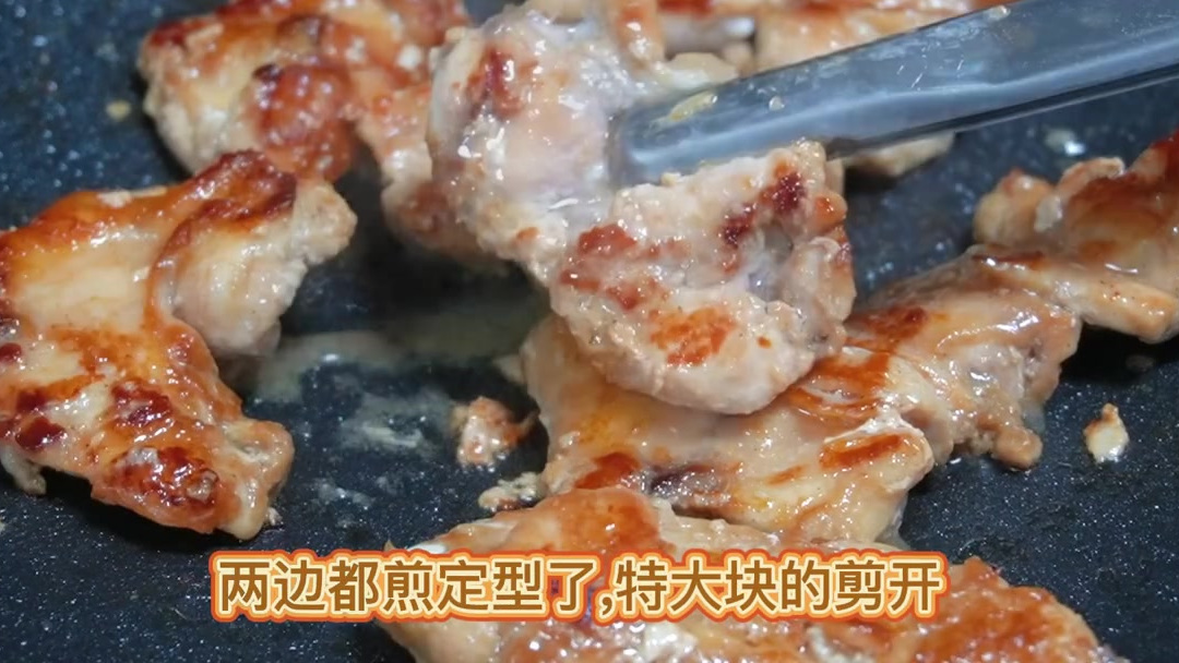#中午吃什么# 【芝士脆皮炸鸡】2分钟包教包会,脆底肉嫩多汁还拉丝的芝士!香脆焦香的豪华脆