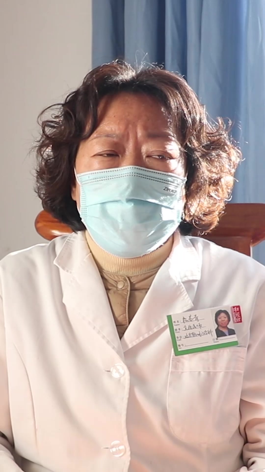 腿上皮肤干燥像鱼鳞是怎么回事,常见鱼鳞病症状解析