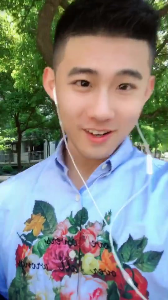 帅气真实男生照片一套,真人头像男生自拍图片大全素材