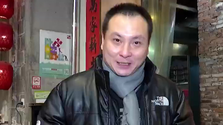 【长沙年味十足:年夜饭上桌咯!】 年夜饭可以说是咱们中国人一年中最重要、最丰盛、最隆重的一