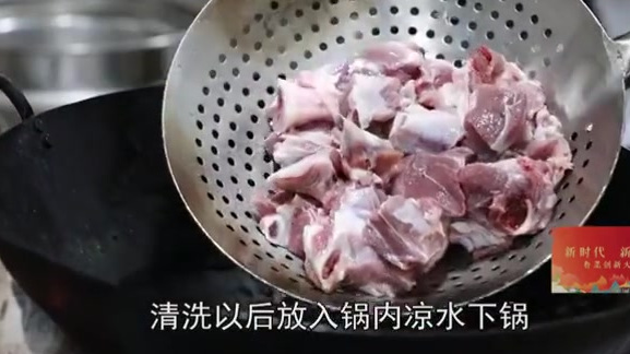  【#这就是山东#·团圆新鲁菜——东营利津-雨花石焖羊肉】为充分展现新时代山东良好形象,持