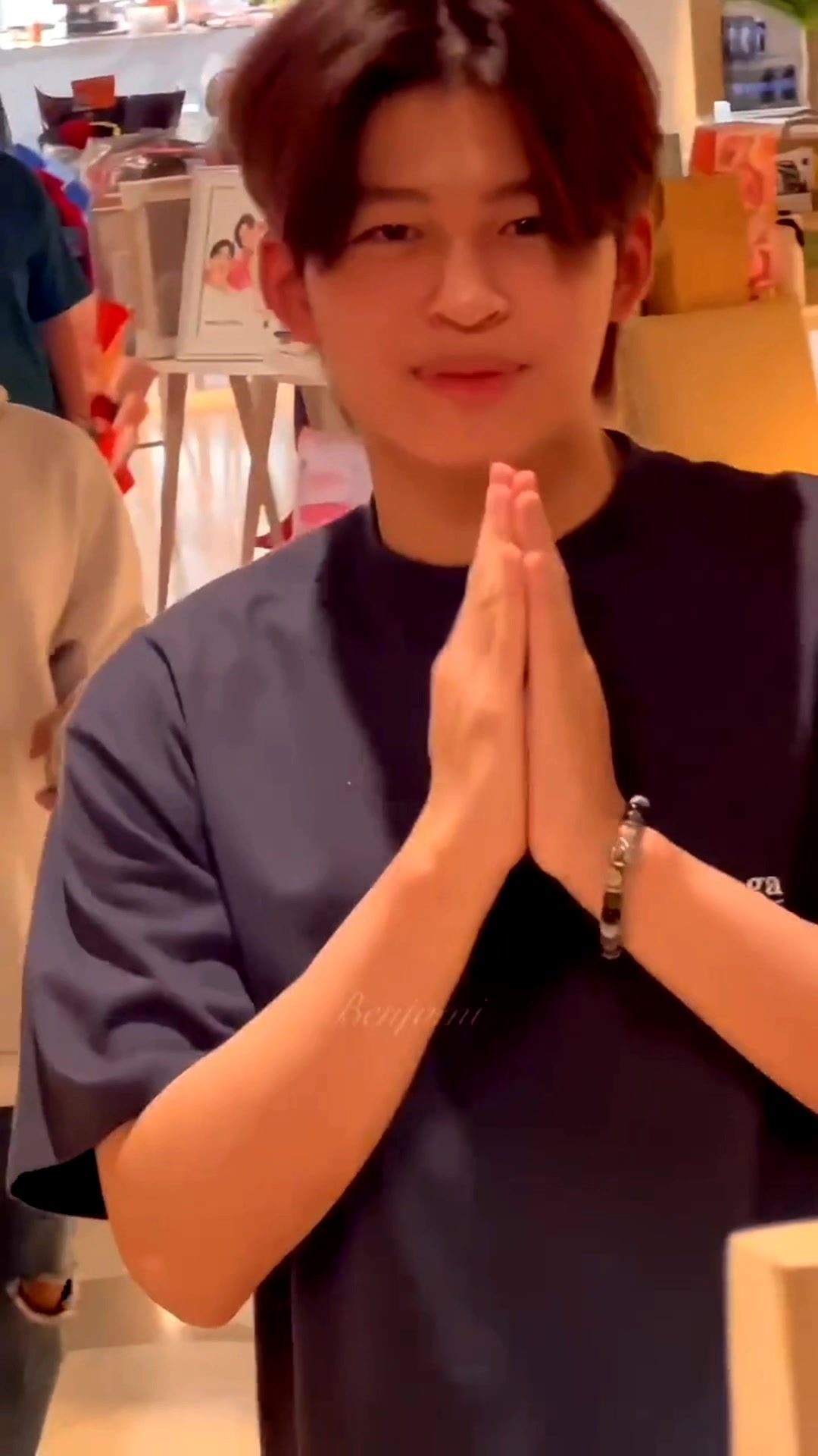 【天上的鱼】【泰剧】男主小面包好帅,送一颗心给你呀