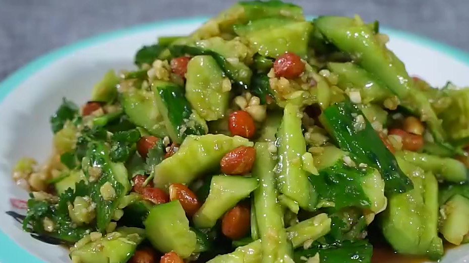 #跟着寿寿学做美食# 凉拌黄瓜要想做的好吃?味汁是关键,记住这个调法,拌啥都可以  