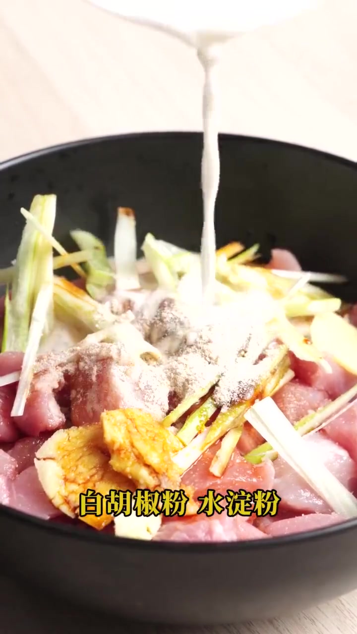 【自制牙签肉做法】一口一个,好吃到停不下来,换成其它肉也不错哦,懒癌患者不建议插牙签,嘻嘻