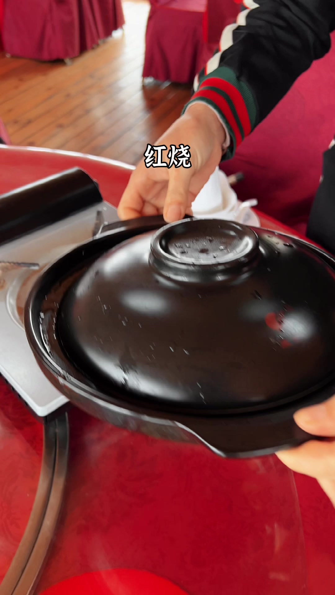 海南四大名菜,万宁东山羊。海南的冬天也贼冷,喝碗羊肉汤!