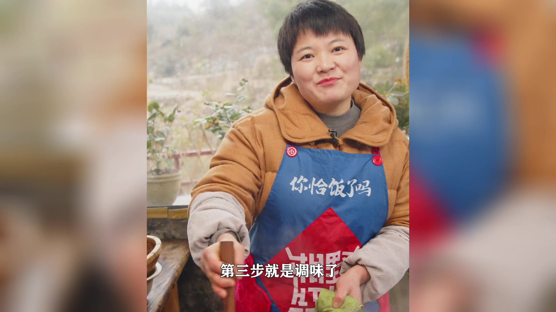 鸡肉不焯水不腌制,只用五花肉和紫苏酱一起炒着吃,香喷喷