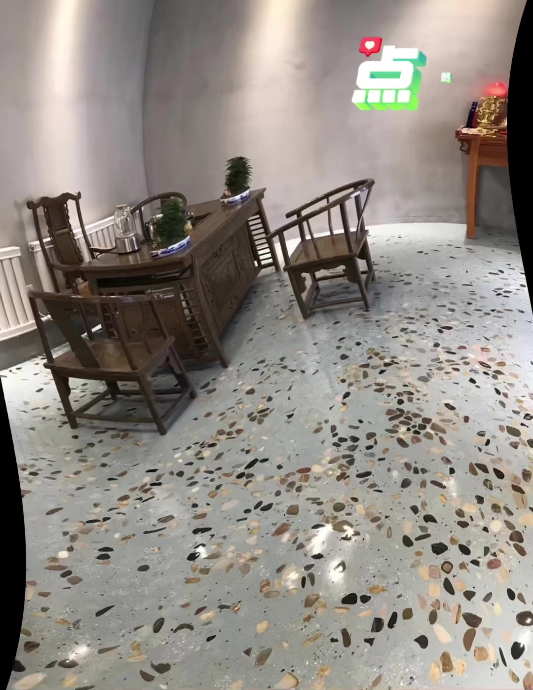 鹅卵石铺面水磨石也太好看了吧