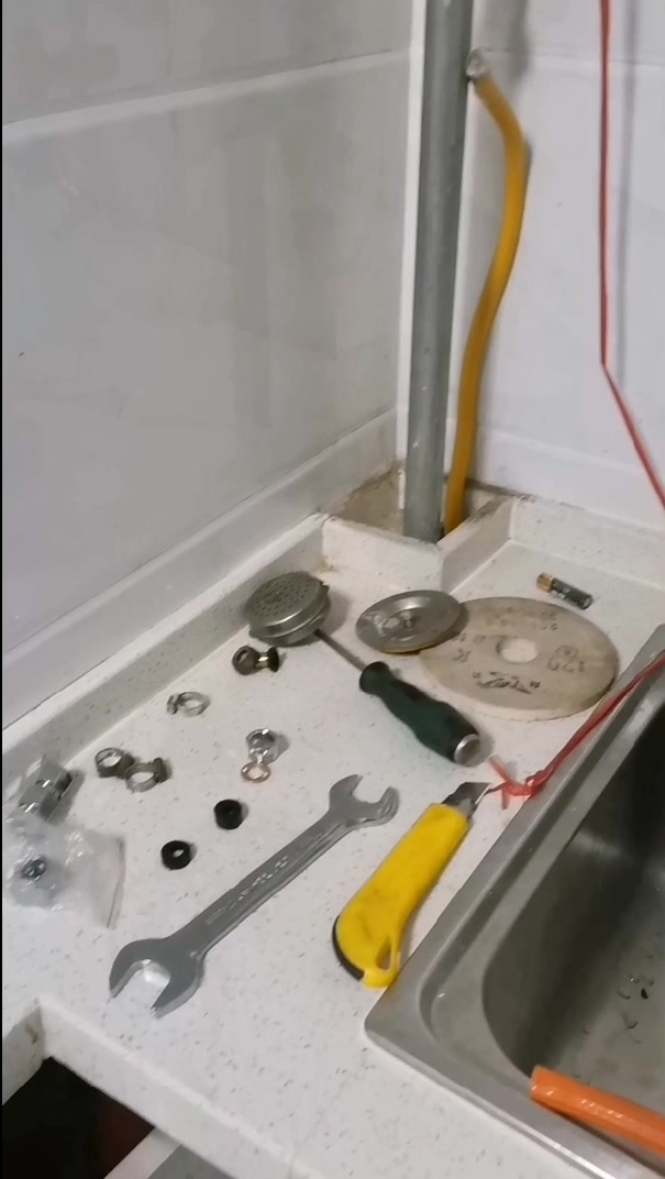 小鸭E5故障+燃气防爆管