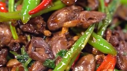 #辣鲜酱香的#酱爆鸡心,香辣入味,开胃下饭,每颗七窍玲珑心,包裹美味酱汁水,好吃好学好做!