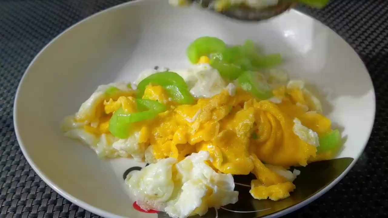 #进食尽欢# 又快又好吃的虾仁滑蛋,清淡鲜香,好吃还有营养