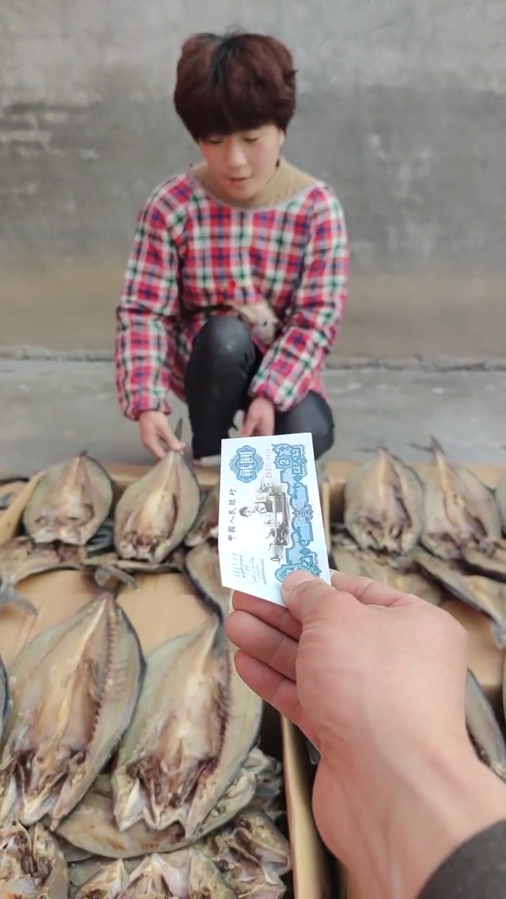 传统工艺腌制的咸鲅鱼这也太真实了吧
