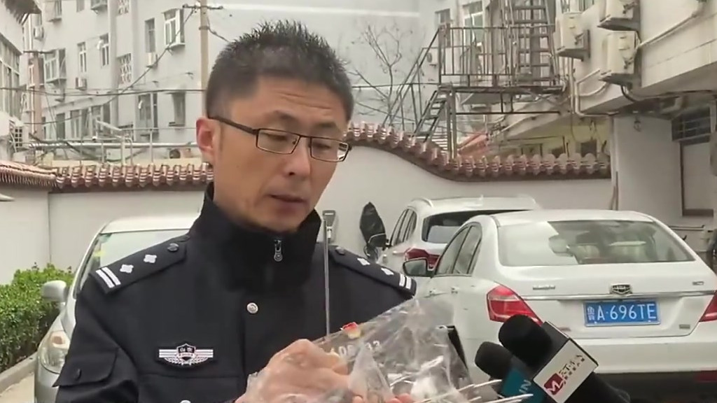 【男子捕杀大明湖景区10年野生鲤鱼被拘 】#以案析法# 明知景区禁止捕鱼,一男子却抱有侥幸