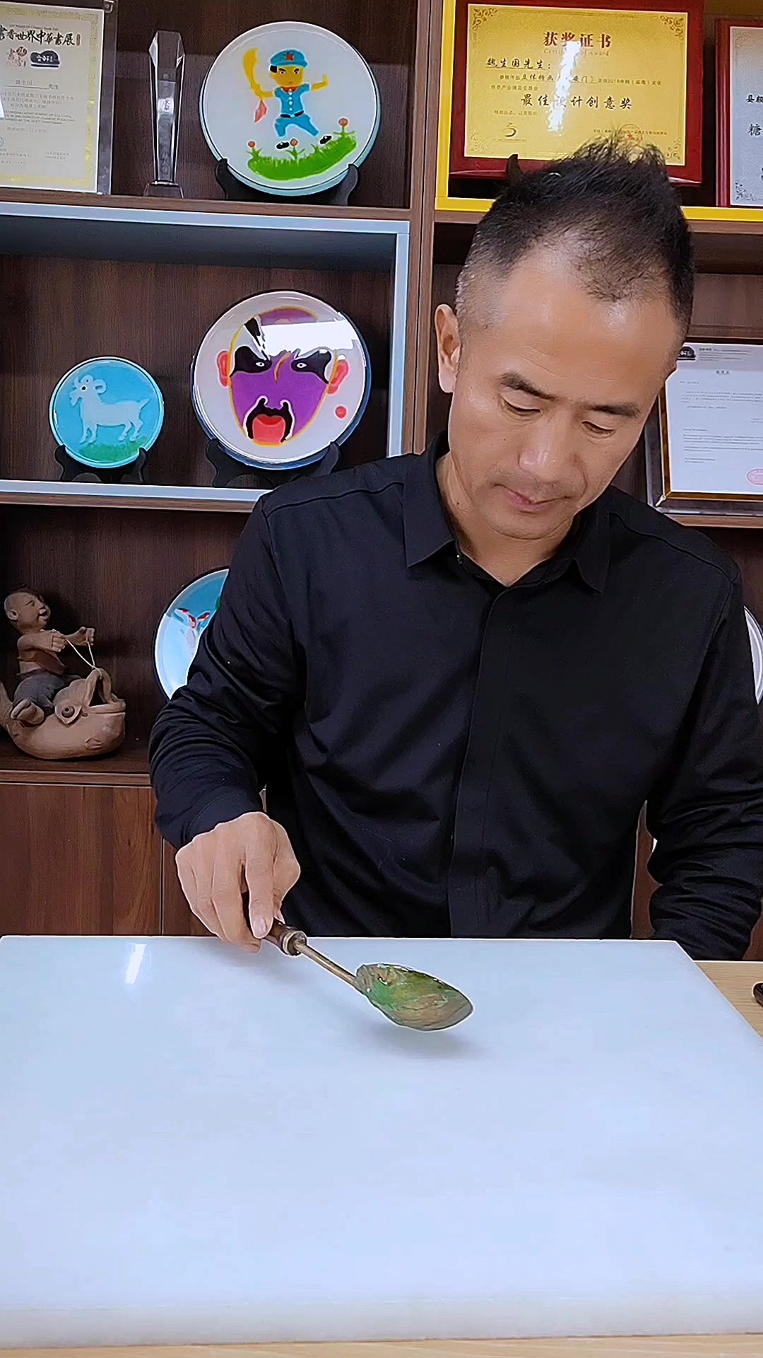 年年有鱼送给看到此视频的朋友们,愿你们今后的日子富贵有余