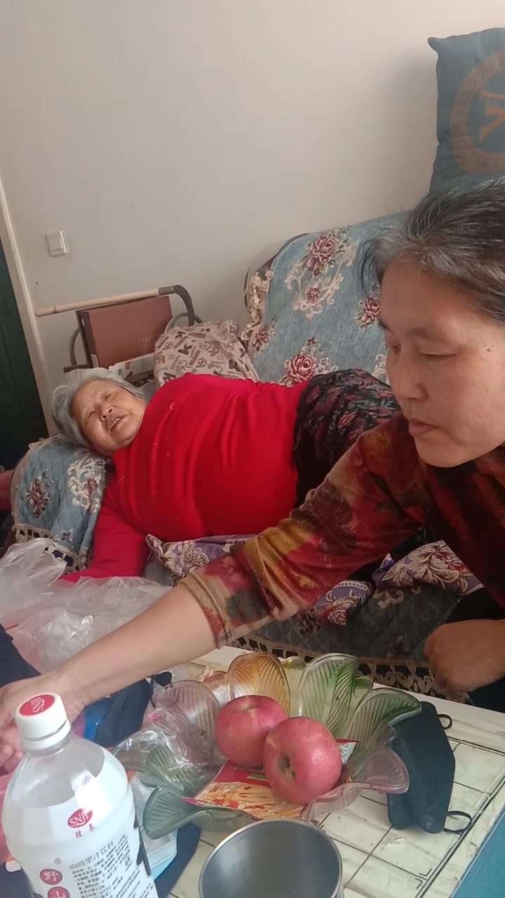 老妈和我们说起姥姥做的麻籽豆腐