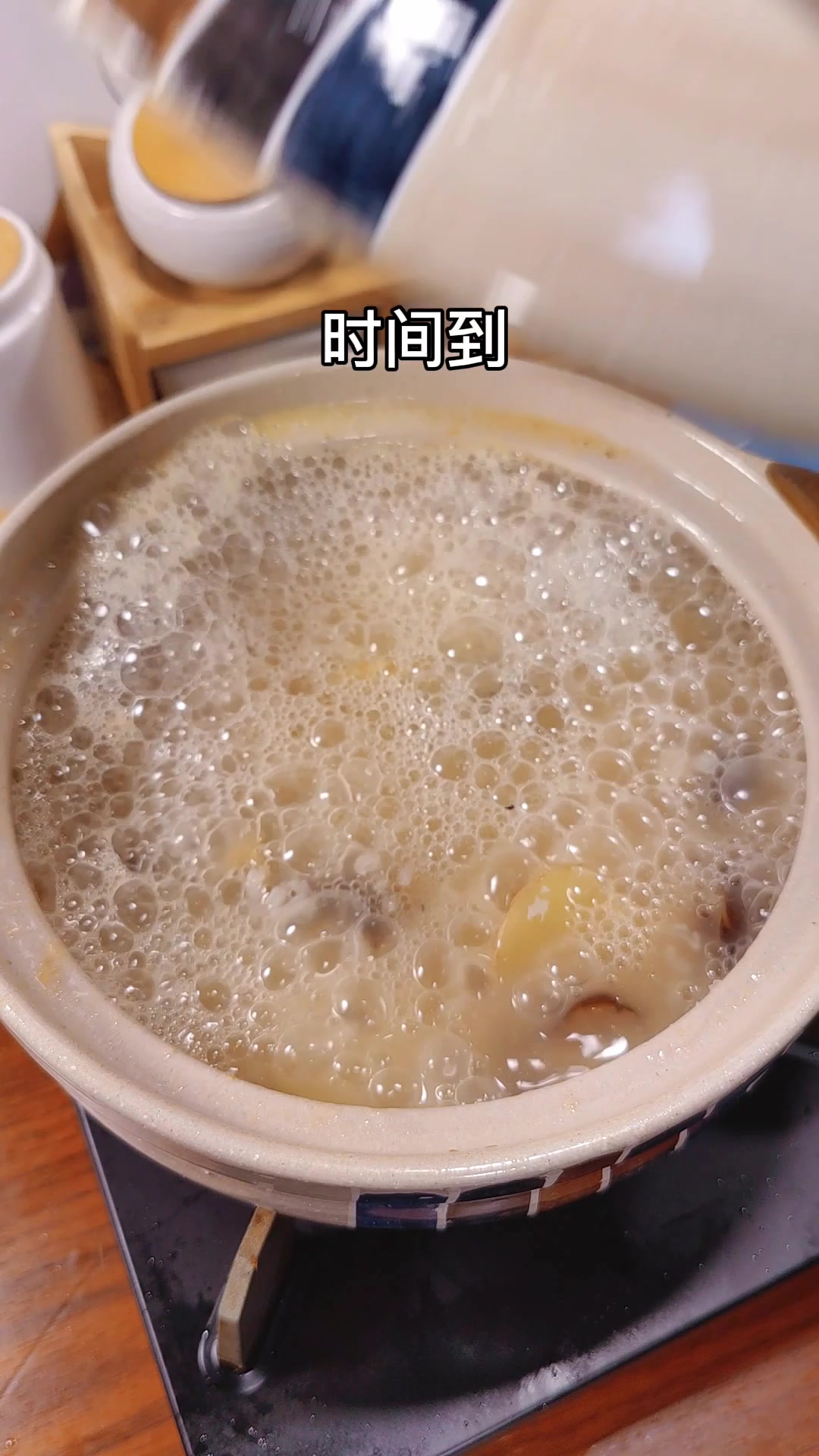 潮汕砂锅粥,大排档宵夜首选,潮州砂锅粥