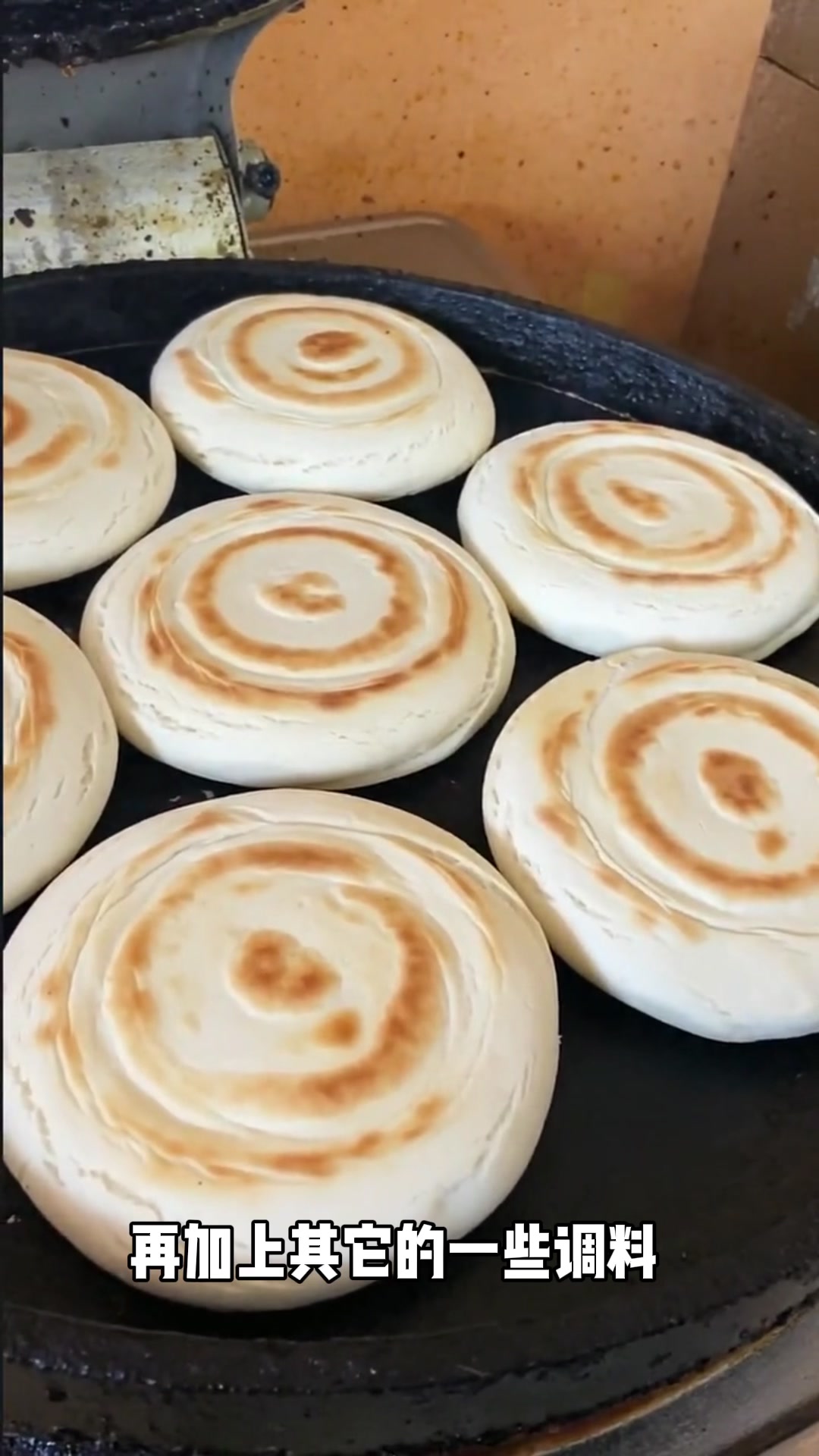 一个肉夹馍成本多少钱?卖肉夹馍一个月赚多少钱?听马师傅给你讲