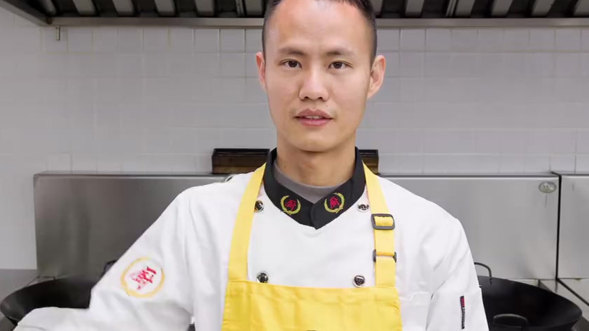 晚饭时间到!今天晚上吃——芋儿烧鸡芋头香糯软烂,鸡肉细嫩脱骨&nbsp;#百部川扬美食之都视频征集#