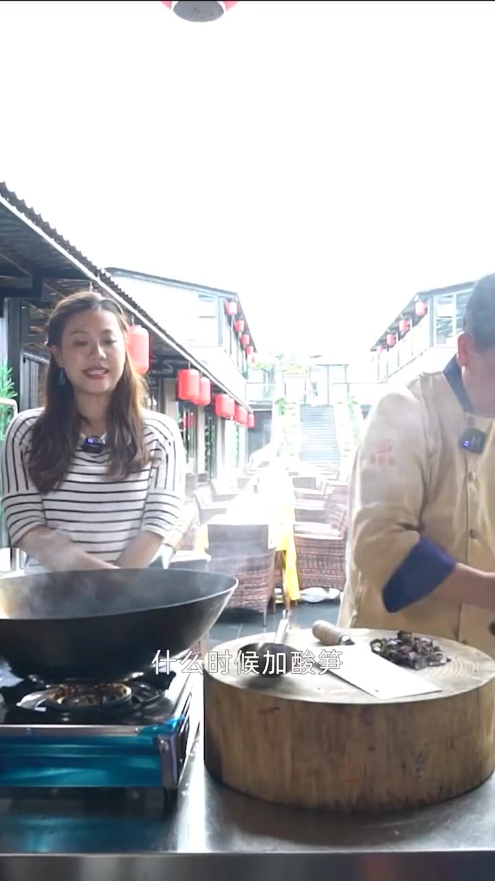 舅父教你做酸笋紫苏炒田螺～～(梁万新)美食 地方特色美食