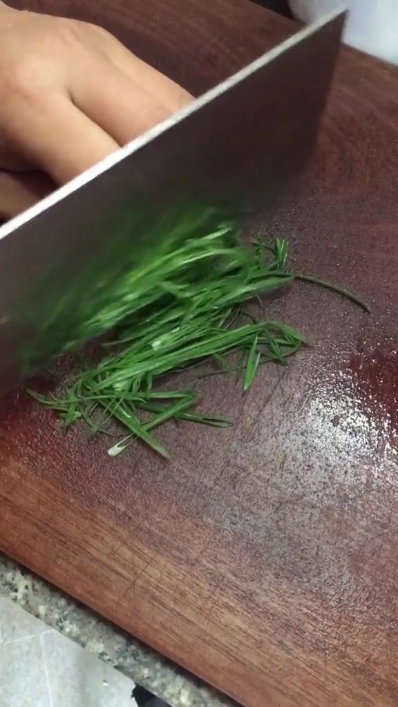 第46集|食神蔡澜先生说过,世界上最好吃的鱼,黄脚立鱼,今天我来分享给大家,清蒸黄鳍鲷(黄