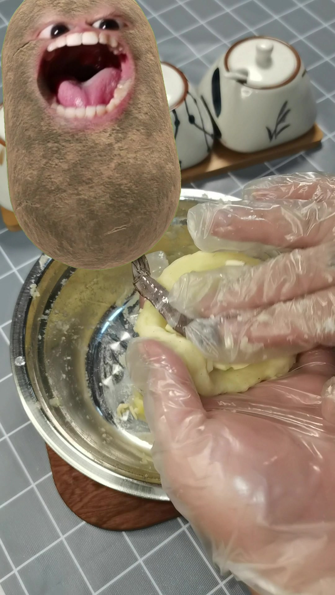 小朋友都喜欢吃的土豆虾球,简单易学 以后再也不用去外面吃了