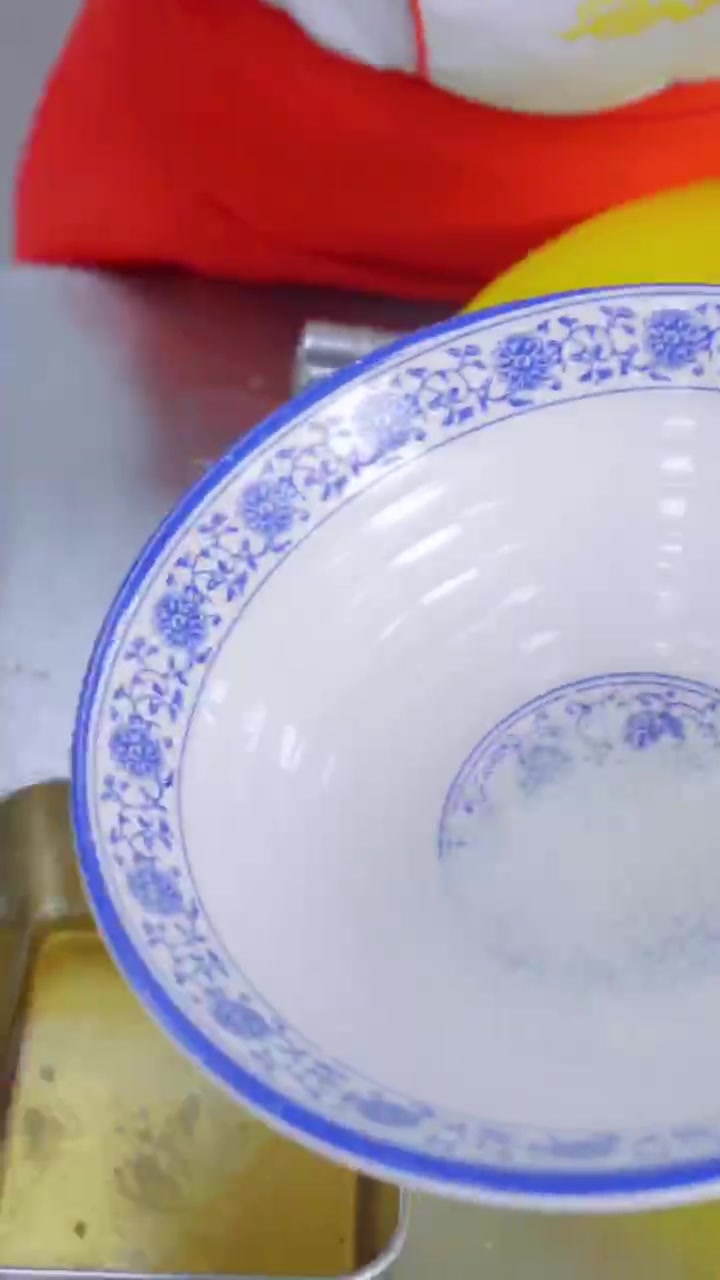 福州厨师学校-厨师学习课程:肉米鱼唇-福州喜庆宴席制作常见汤菜