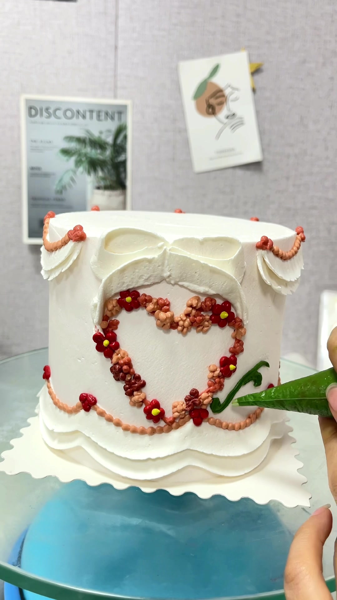 简单易操作的母亲节手绘蛋糕制作教程来咯