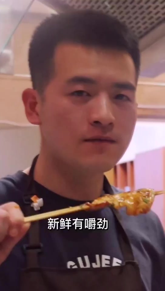 小吃创业好项目,铁板鱿鱼,铁板鸭肠等。投入小,回报高,赚钱快