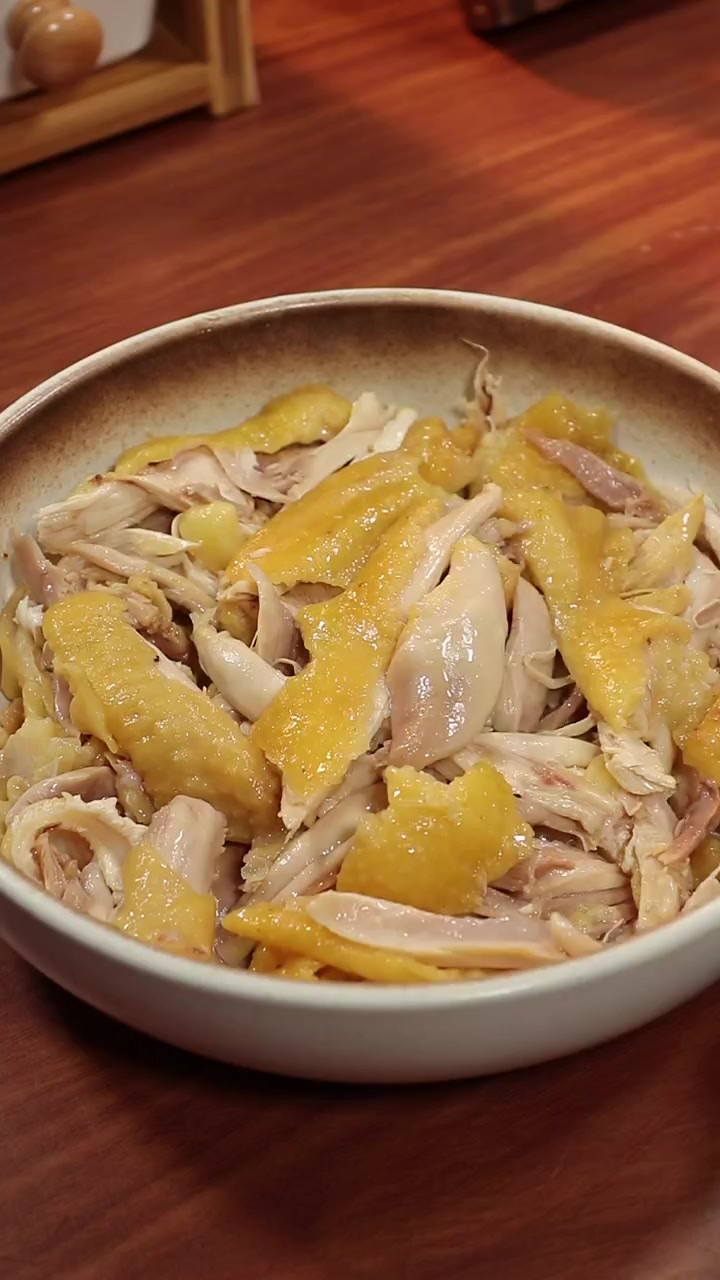 美味可口的柠檬手撕鸡