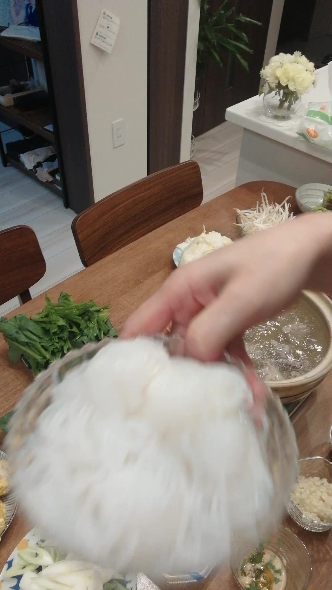 清炖排骨汤火锅吃美了