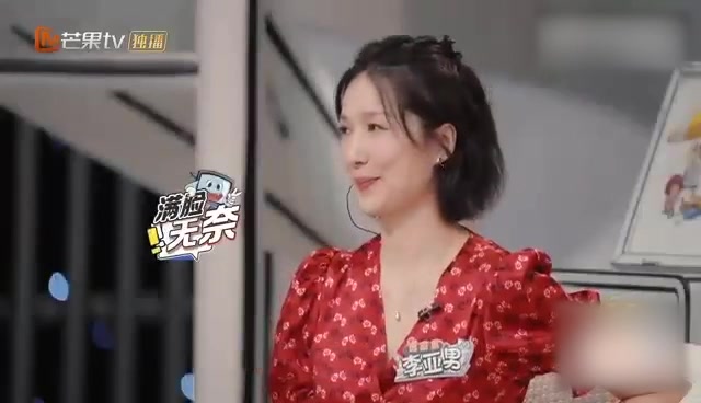 【李亚男说王祖蓝身高长相都改变不了了】原来@李亚男LL 其实是个平平无奇怼人小天才,一句话