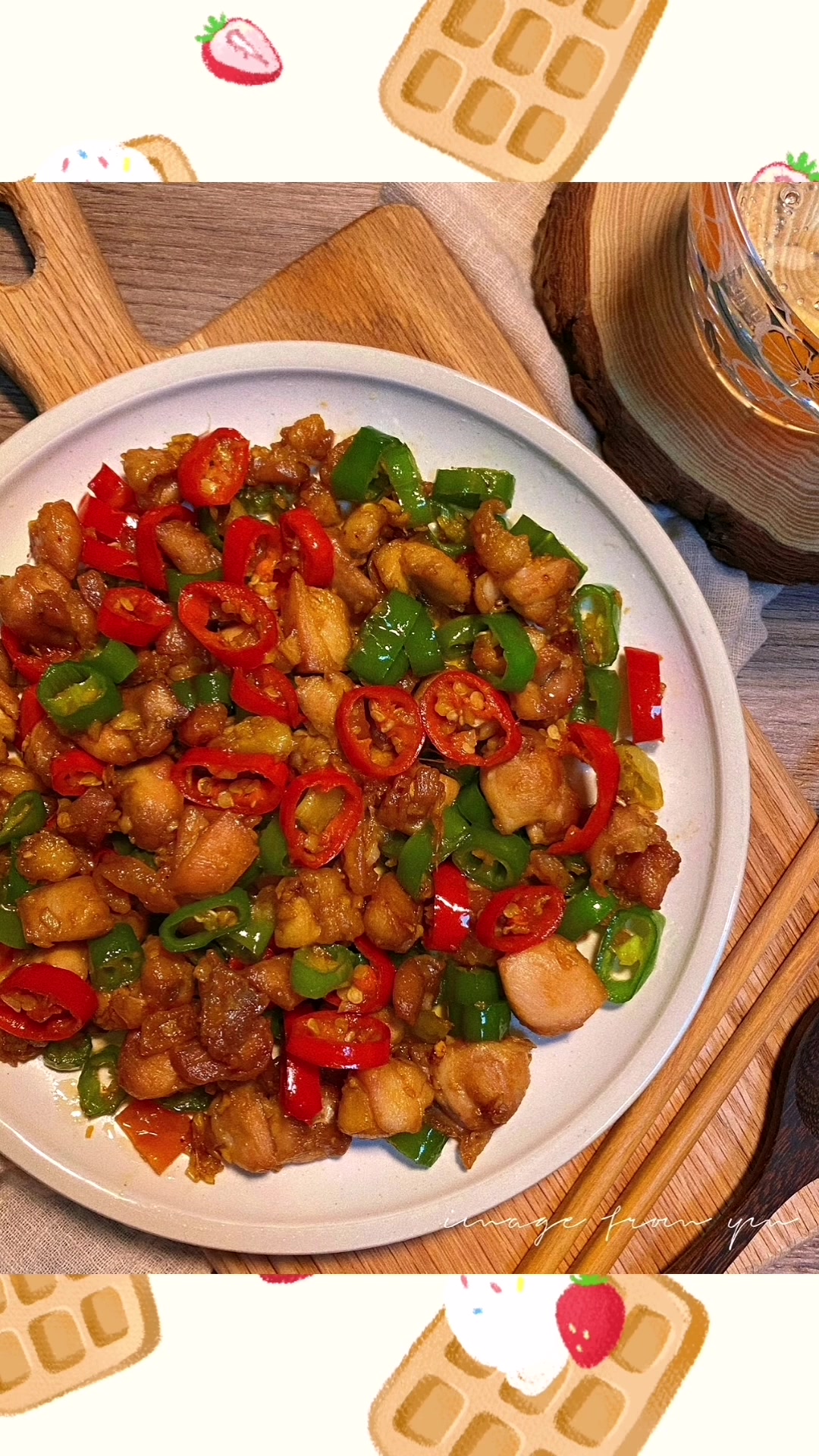 家常下饭菜～双椒爆炒鸡丁!