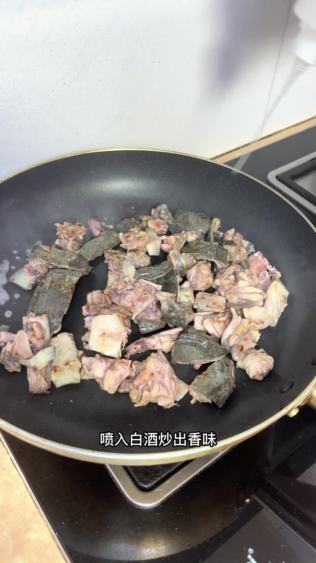 秋冬进补的霸王别姬,水鱼焖鸡的做法!