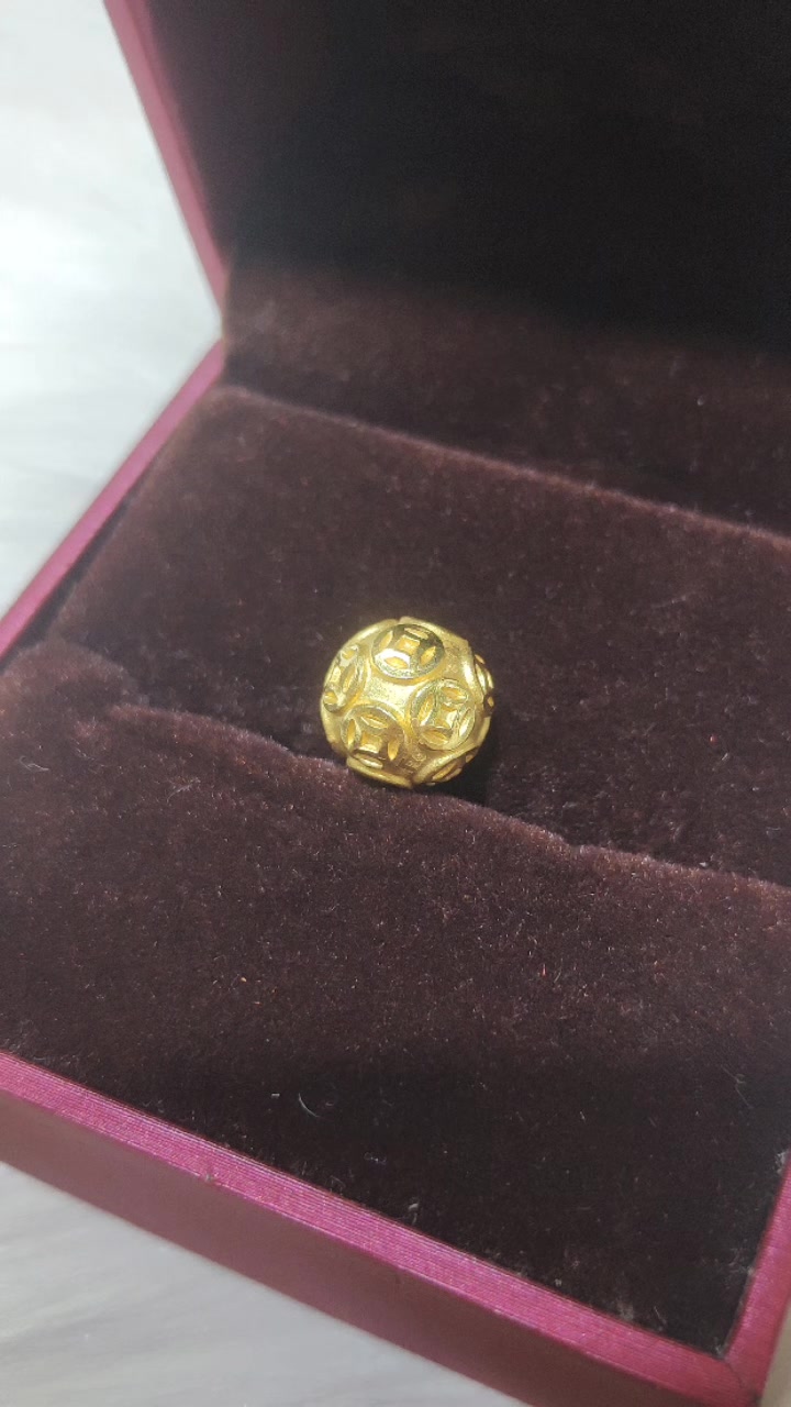 周大生黄金硬金足金绣球