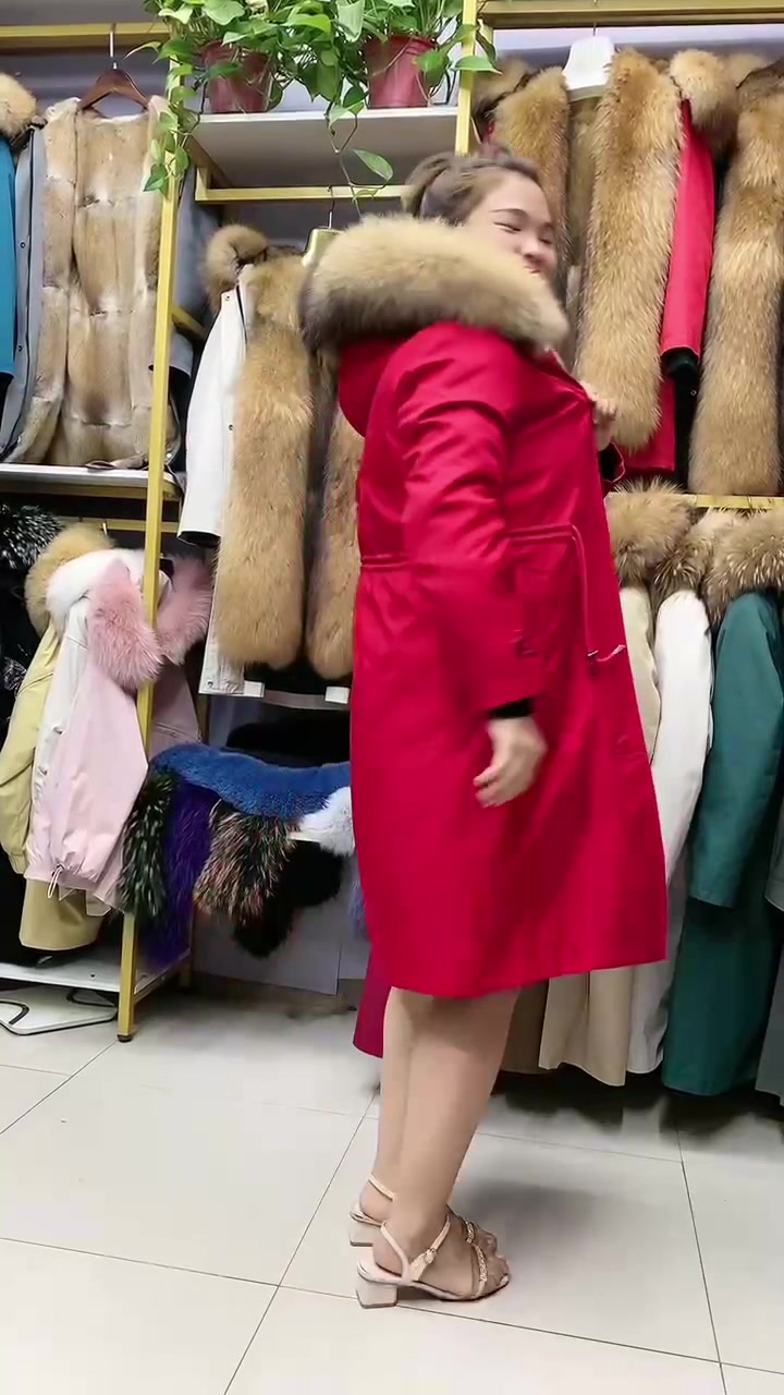 彩色貂毛内胆派克服女士长款