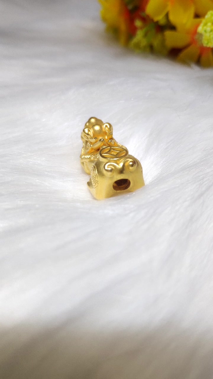 周大生黄金硬金貔貅