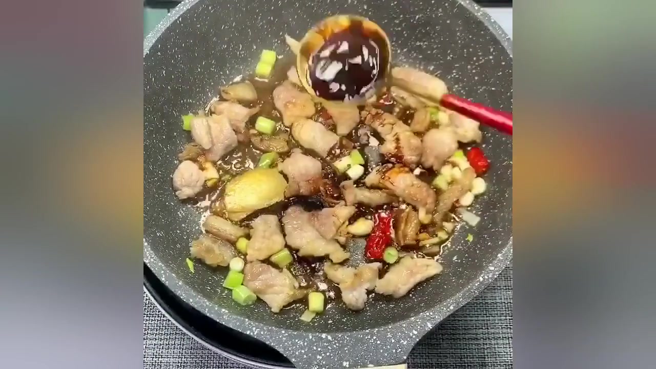 631_今天又要大口的吃肉了所以我用了这个背景音乐