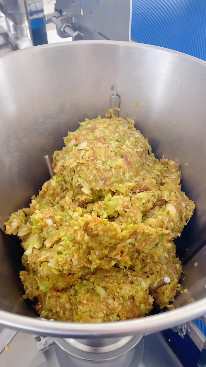 包子怕复蒸,咋办?刘二用包子机做速冻生坯包子