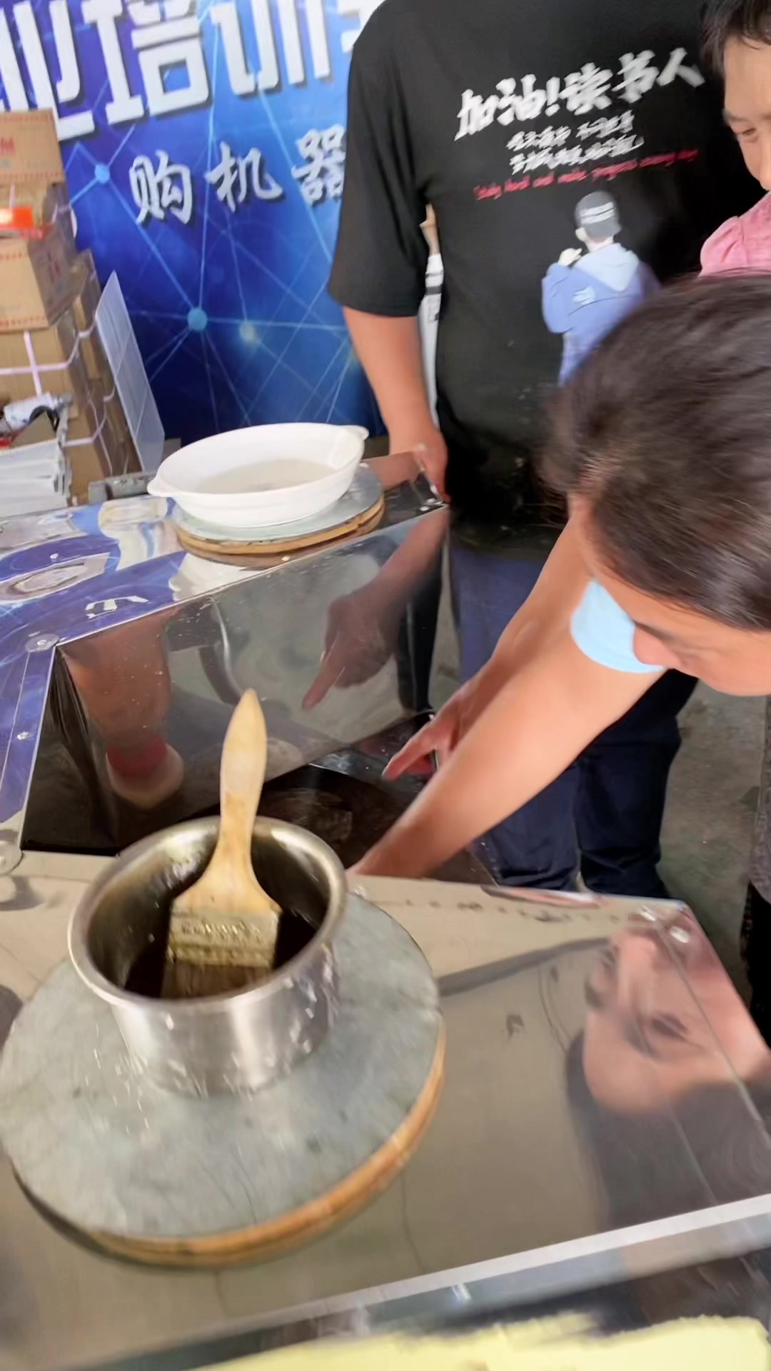 打工太累了学个手艺打烧饼博大烧饼机